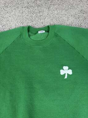 Vintage JERZEES Sweatshirt Mens L Green Shamrock St Patricks Crewneck 80s